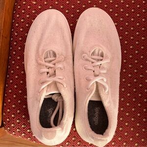 Allbirds Women's white cream sneakers